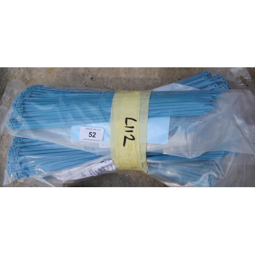 52 - APPROXIMATELY 1500 LARGE CABLE TIES PLUS VAT