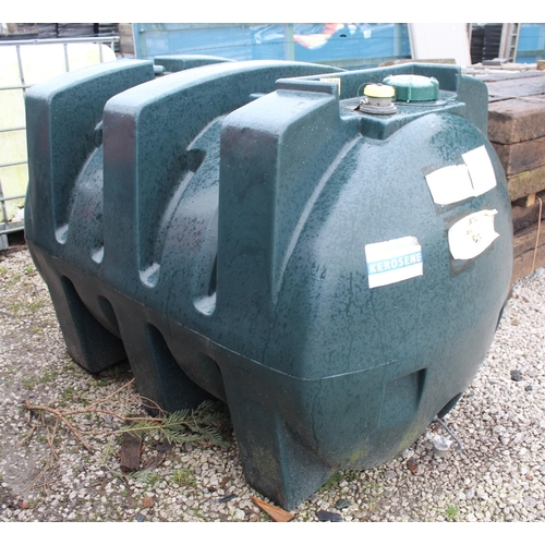 835 - TITAN FUELD TANK  + VAT