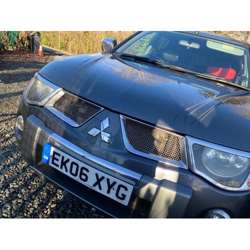 152 - MITSUBISHI L200 ANIMAL DI-D D/C  PICKUP EK06 XYG 2477CC FIRST REG 15/05/06 175685 MILES NO VAT