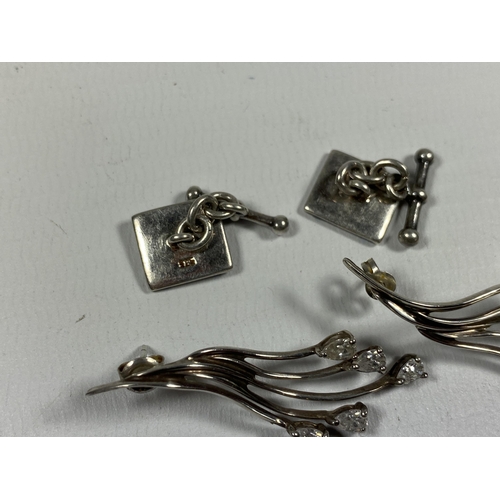 532 - A PAIR OF SILVER EARRINGS WITH MATCHING CUFFLINKS