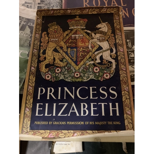 942 - A QUANTITY OF VINTAGE NEWSPAPERS AND BOOKS RELATING TO THE ROYAL