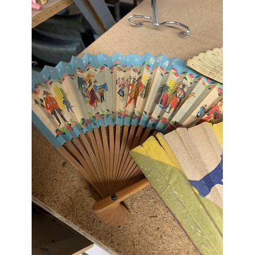 1004 - A COLLECTION OF VINTAGE FANS - 6 IN TOTAL