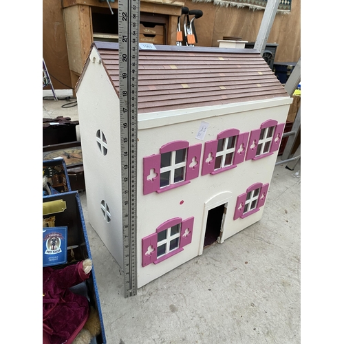 1503 - A SMALL WOODEN DOLLS HOUSE