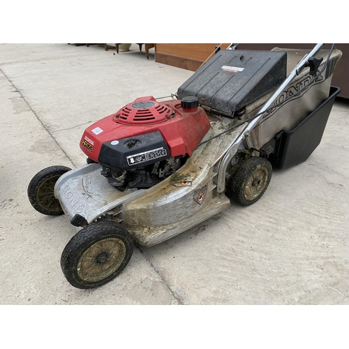 1748 - A HONDA HR173 PETROL ENGINE LAWN MOWER WITH GRASS BOX