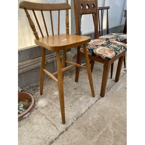 2232 - AN ERCOL DINING CHAIR, GOTHIC OAK DINING CHAIR AND KITCHEN STOOL