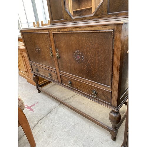 2291 - AN EARLY 20TH CENTURY OAK MIRROR-BACK SIDEBOARD, 48