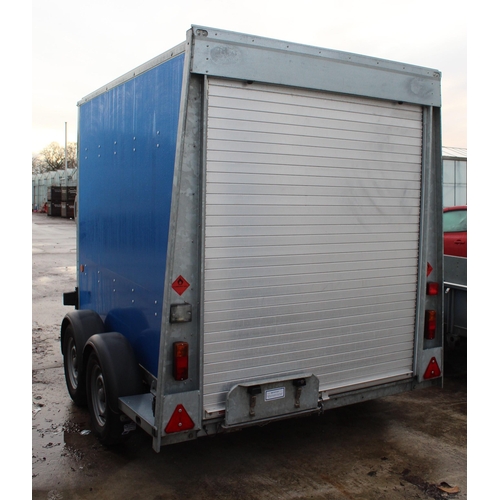 205 - IFOR WILLIAMS BV85 -BLUE LIKE NEW WITH ROLLER SHUTTER REAR DOOR 4 GOOD TYRES NEVER BEEN LOADED + VAT