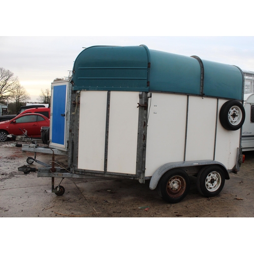 239 - RICE RICHARDSON HORSE TRAILER ON NEW STYLE BRAKES /MODERN BRAKING SYSTEM NEW PANELS 2 YEARS AGO NO V... 