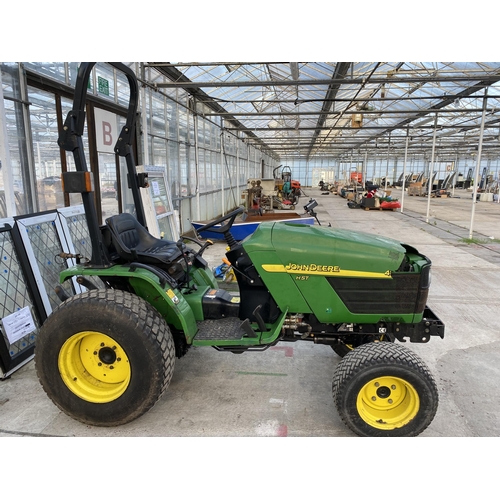 128 - JOHN DEERE COMPACT TRACTOR 1390 HOURS RUNS & DRIVES 3 POINT LINKAGE GRASS TYRES + VAT