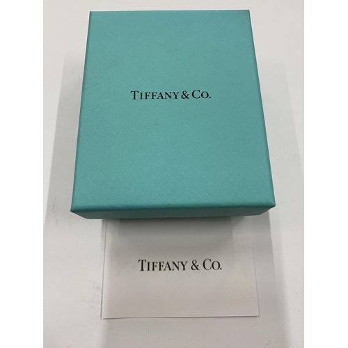 551 - A TIFFANY & CO .925 SILVER HEART PENDANT NECKLACE WITH TIFFANY KEY & ORIGINAL RETAILER'S BOX