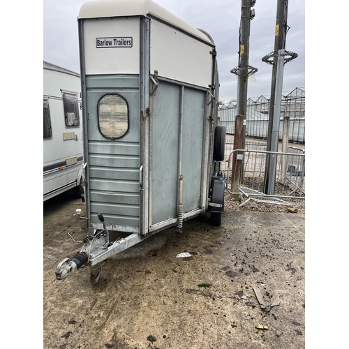 172 - WESSEX CLUBMAN DOUBLE HORSE TRAILER FULL PARTIONS AND COMPLETE WITH FULL LENGTH BREAST BARS NO VAT