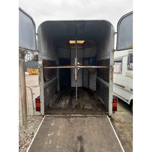 172 - WESSEX CLUBMAN DOUBLE HORSE TRAILER FULL PARTIONS AND COMPLETE WITH FULL LENGTH BREAST BARS NO VAT