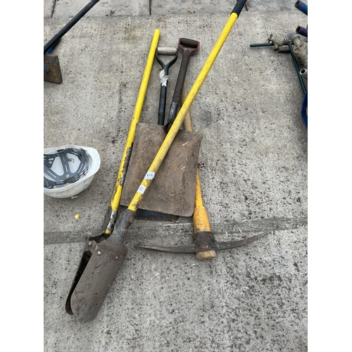 674 - 2 SHOVELS, PICK AXE, DRAINAGE SHOVEL  NO VAT