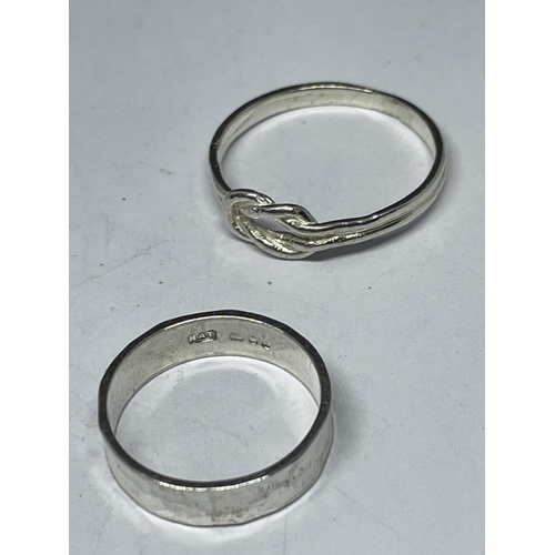 659 - FIVE VARIOUS SILVER RINGS