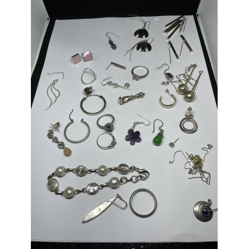 667 - VARIOUS ITEMS OF SILVER TO INCLUDE EARRINGS, BRACELET ETC