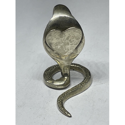 675 - A SNAKE DESIGN MENU HOLDER