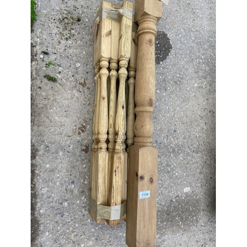 1134 - WOOD SPINDLES NO VAT