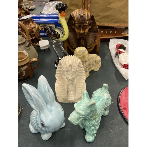 115 - A QUANTITY OF CERAMIC ITEMS TO INCLUDE A SYLVAC DOG AND RABBIT, EGYPTIAN FIGURES AND A LARGE GLASS O... 