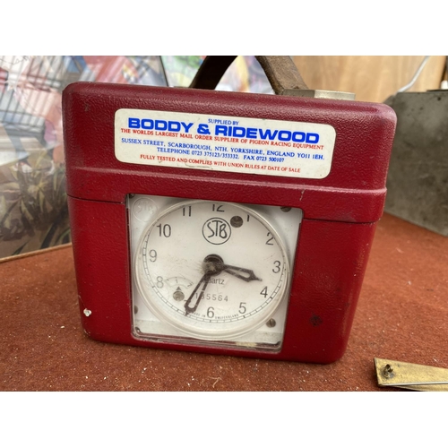 1231 - A VINTAGE STB SWISS MADE PIGEON RACING CLOCK