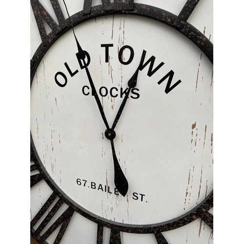 1289 - A LARGE MODERN OLD TOWN WALL CLOCK