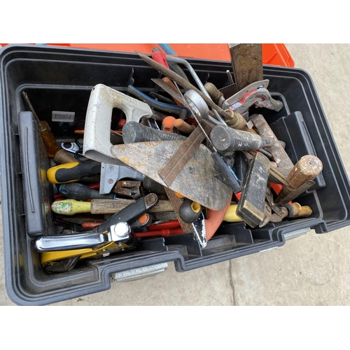 1304 - A LARGE PLASTIC TOOL BOX CONTAINING A LARGE ASSORTMENT OF TOOLS TO INCLUDE ADJUSTABLE SPANNERS, TROW... 