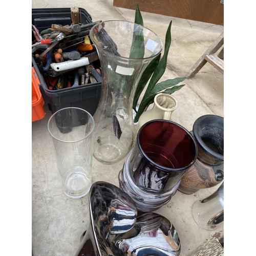 1305 - AN ASSORTMENT OF GLASS AND CERAMIC VASES