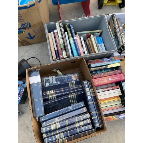 1456 - A LARGE ASSORTMENT OF VINTAGE BOOKS