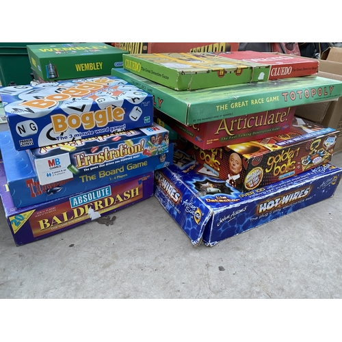 1487 - AN ASSORTMENT OF VINTAGE AND RETRO BOARD GAMES