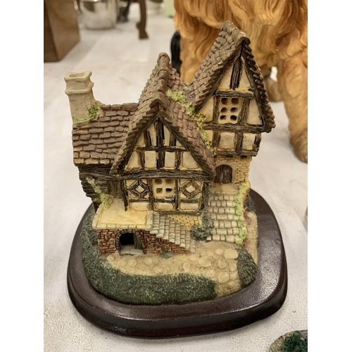 154 - A QUANTITY OF COLLECTABLE COTTAGES TO INCLUDE LILLIPUT LANE AND WADE CORONATION STREET