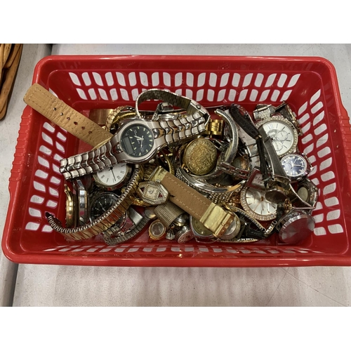 159 - A QUANTITY OF WRISTWATCHES TO INCLUDE VINTAGE