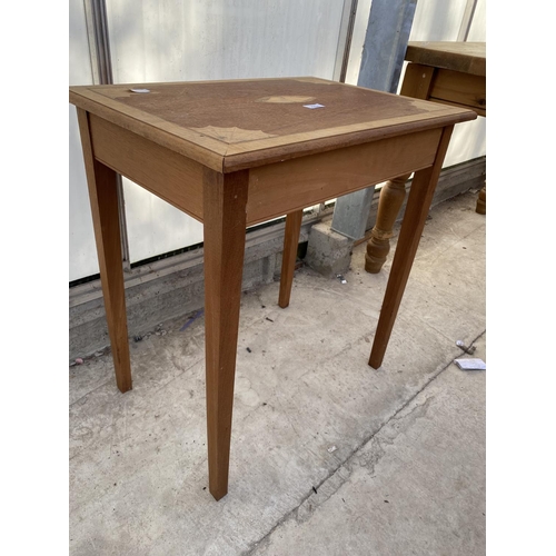 2238 - AN EDWARDIAN STYLE SHELL INLAID OCCASIONAL TABLE, 25.5X17.5