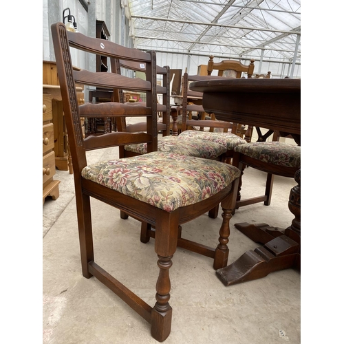 2260 - AN 'OLD CHARM' EXTENDING DINING TABLE, 44