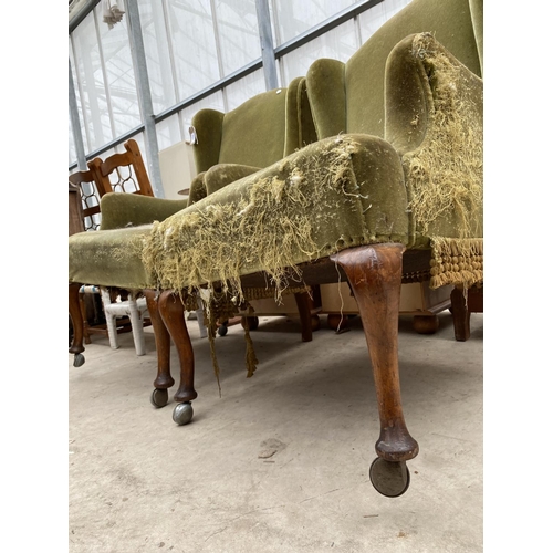 2321 - A PAIR OF EDWARDIAN WING-BACK FIRESIDE CHAIRS, ON FRONT CABRIOLE LEGS