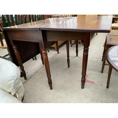 2357 - A 19TH CENTURY MAHOGANY DROP-LEAF DINING TABLE ON TURNED LEGS, 59X41