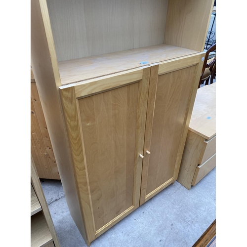 2361 - A  MODERN OPEN BOOKCASE WITH CUPBOARDS TO THE BASE, 31.5