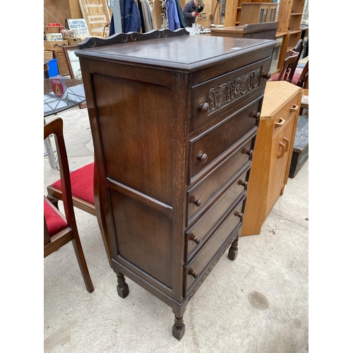 2426 - A MID 20TH CENTURY OAK CHEST OF FIVE DRAWERS, 25