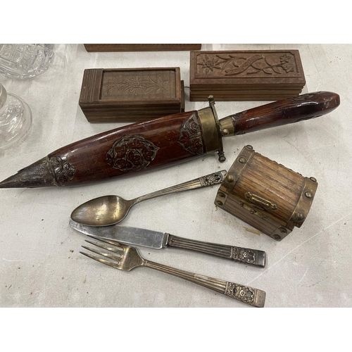 245 - A QUANTITY OF TREEN TO INCLUDE LIDDED BOXES, BAROMETER, LIDDED CIRCULAR POT, VINTAGE TELEPHONE MONEY... 