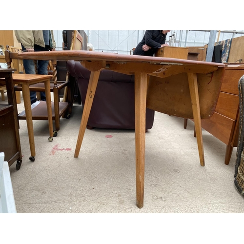 2472 - AN ERCOL STYLE ELM AND BEECH DROP-LEAF TABLE, 53X29