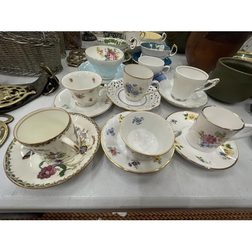 266 - A QUANTITY OF CABINET CUPS AND SAUCERS, COFFEE CANS, COMMEMORATIVE CUPS ETC.,