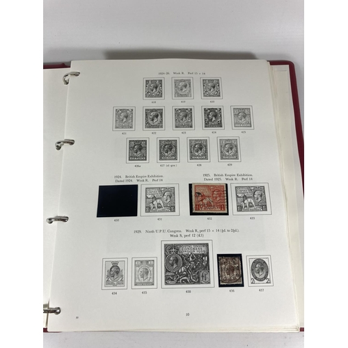 316 - THREE STAMP ALBUMS TO INCLUDE 2 X GREAT BRITAIN STAMP ALBUMS AND FURTHER BLANK STANLEY GIBBONS ALBUM