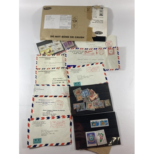 324 - A BAG OF ASSORTED LOOSE AND FURTHER STAMPS