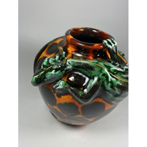 809 - AN ANITA HARRIS DRAGON DESIGN VASE