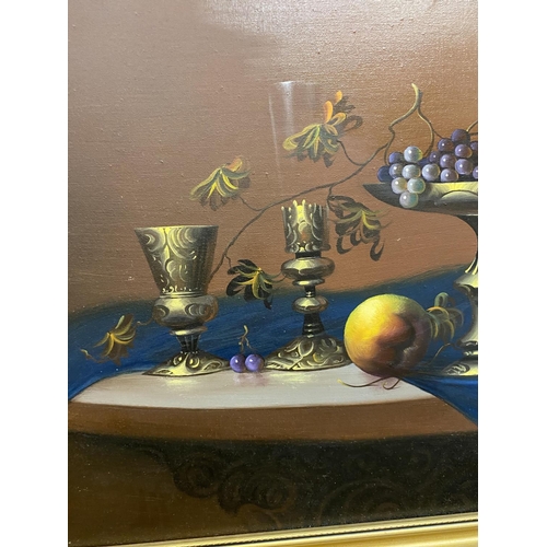 93 - A GILT FRAMED DUTCH STYLE STILL LIFE OIL PAINTING, SIGNED TO LOWER RIGHT CORNER, 57 X 46CM