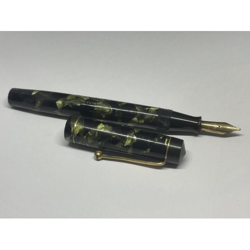 693 - A VINTAGE FOUNTAIN PEN WITH 14CT YELLOW GOLD NIB