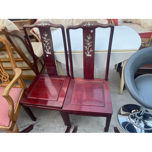 2622 - A SET OF FOUR ORIENTAL HARDWOOD DINING CHAIRS INLAID WITH MOTHER OF PEARL