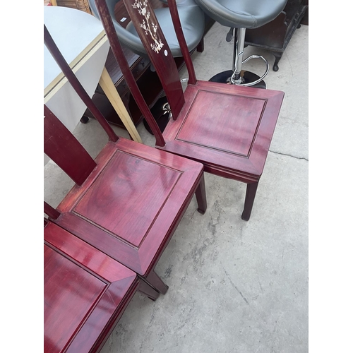 2622 - A SET OF FOUR ORIENTAL HARDWOOD DINING CHAIRS INLAID WITH MOTHER OF PEARL