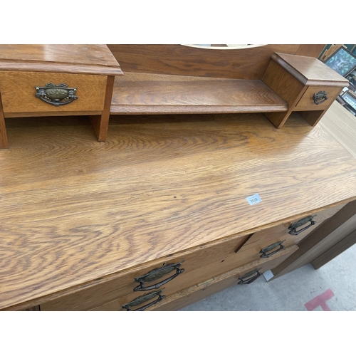 2628 - AN OAK ART NOUVEAU INFLUENCE DRESSING CHEST, 42