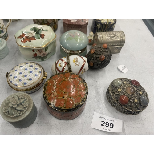 299 - A LARGE COLLECTION OF TRINKET BOXES