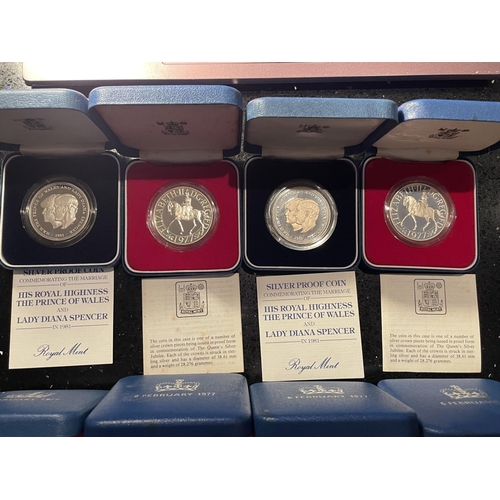 388 - EIGHT UK , ROYAL MINT , SILVER CROWNS . SIX ARE FROM THE 1977 SILVER JUBILEE AND TWO FROM THE 1981 W... 