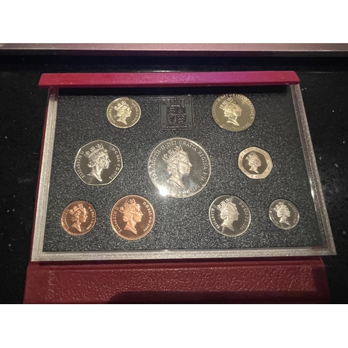 471 - UK , ROYAL MINT , 1996 , COIN SET . PRISTINE CONDITION